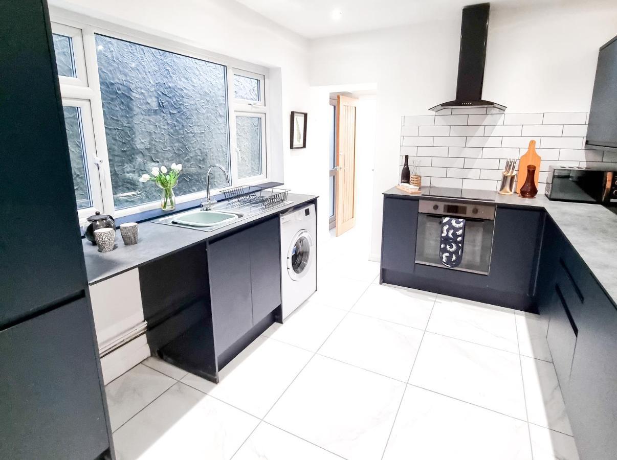 Spacious 3-Bed Near The City Centre Swansea Zewnętrze zdjęcie
